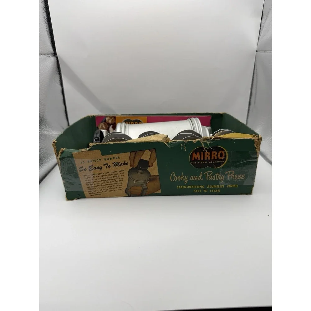 Vintage Mirro Aluminum Cookie Cooky Pastry Press 12 Discs 3 Tips  Box Damage